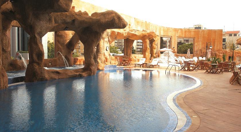 Al Habtoor Grand Beirut Hotel Kültér fotó